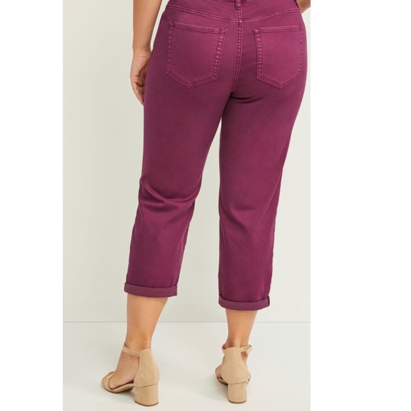 Lane Bryant Denim - 🆕NWT Lane Bryant Mid-Rise Stretch Girlfriend Jean